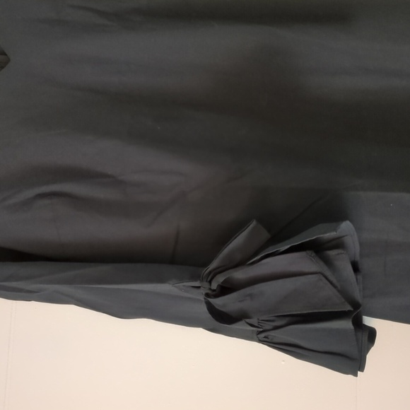 J Crew Black Flutter sleeves Shift V Neck Poplin dress Sz 10 LBD Minimalist - Picture 3 of 7